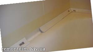 Монтаж керамічних плінтусів Львів 