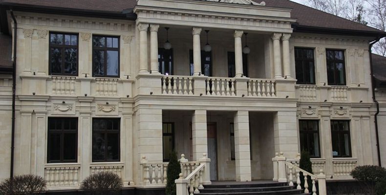 Піщаник для фасаду: стильні рішення від RemontDim для вашого дому Піщаник для фасаду: стильні рішення від RemontDim для вашого дому