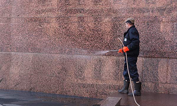 Очищення фасадів: професійні послуги від компанії RemontDim