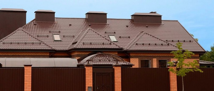 Як зробити решетування під металочерепицю: поради від RemontDim