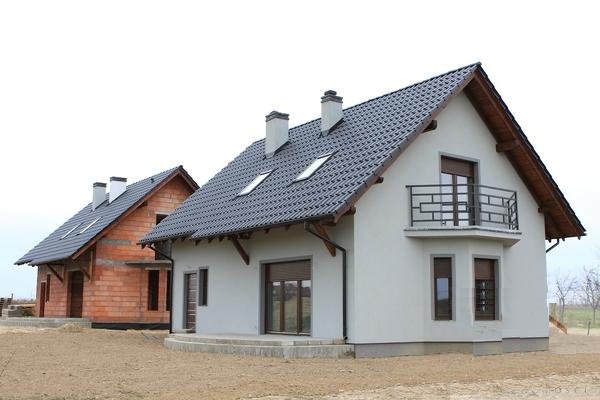 Красиві фронтони будинків: 29 ідей оформлення від RemontDim